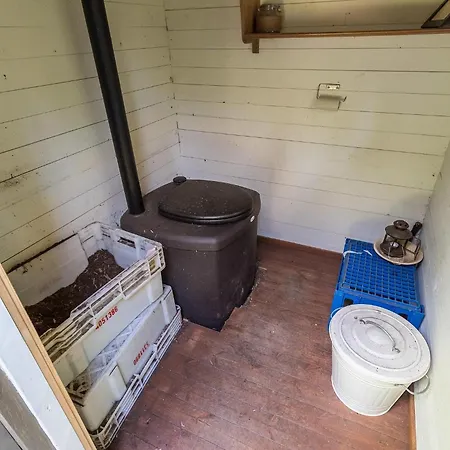 A Well-equipped Log In Nuuksio National Park Apartmán